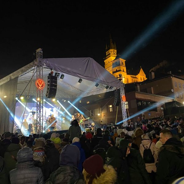 86288937_627983377777681_7664259948758433792_n